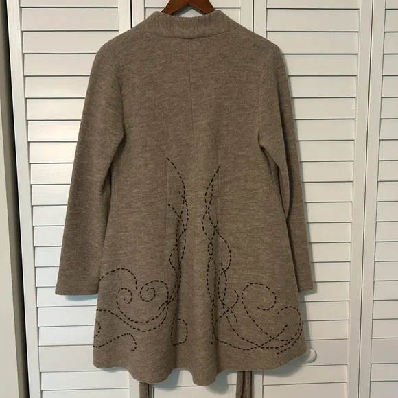 Anthropologie Tan Cardigan with brown Accents 100% wool - Picture 4 of 11